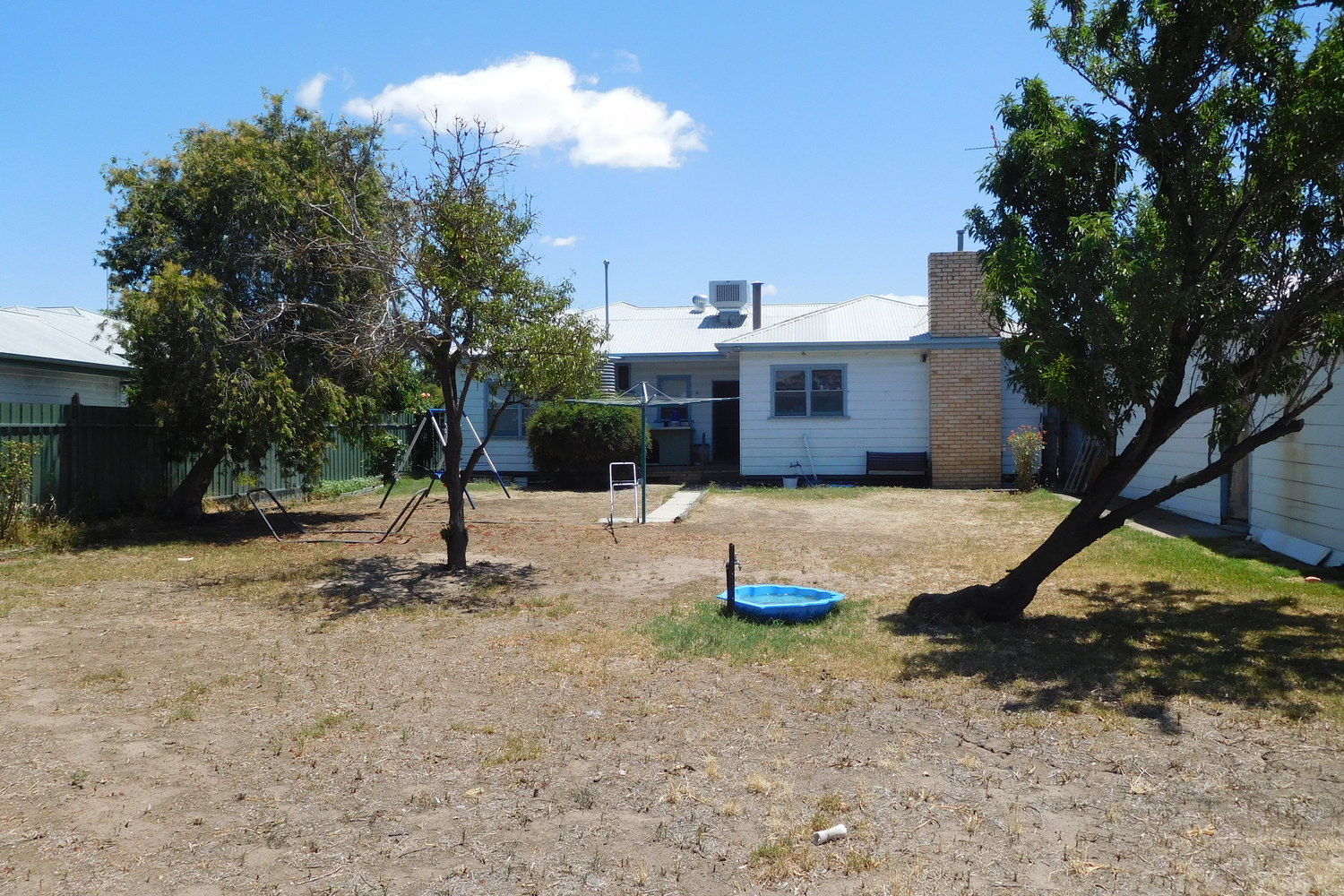 9 Federation Avenue, Horsham