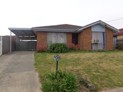 64 Edeys Run, Hampton Park