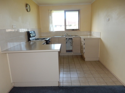 64 Edeys Run, Hampton Park