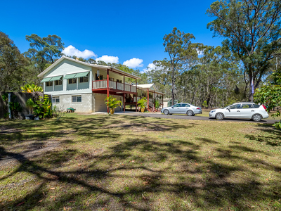 16 Barallen Close, Booral