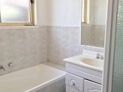 2-4B Meacher Street, Mount Druitt