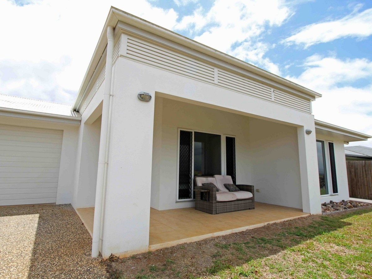 14 Carnation Street, Atherton