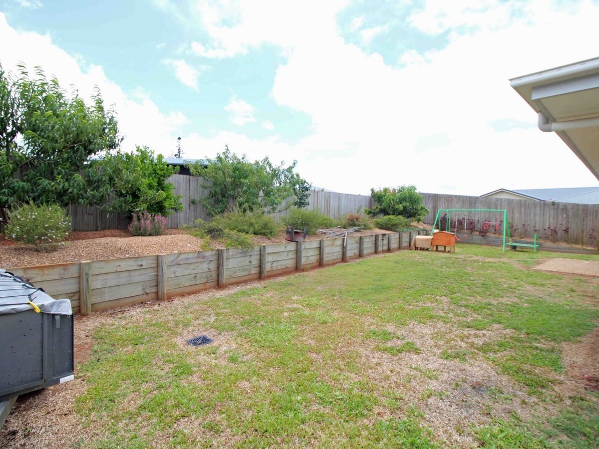 14 Carnation Street, Atherton