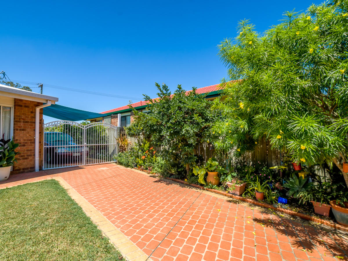60 Frangipanni Avenue, Kawungan