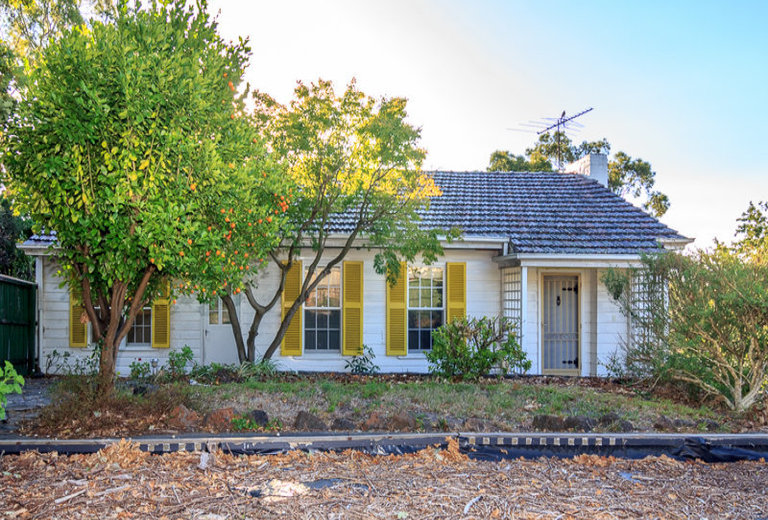 21 Alvie Road, Mount Waverley