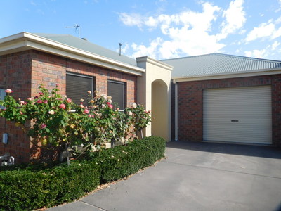 4 / 208 Baillie Street, Horsham
