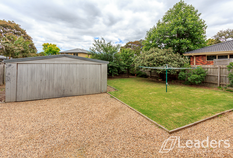 9 Yardley Drive, Wheelers Hill