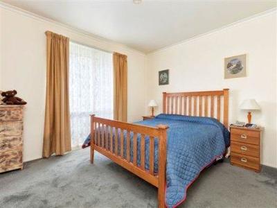 29 Ralph Crescent, Hampton Park