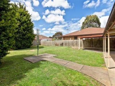 29 Ralph Crescent, Hampton Park