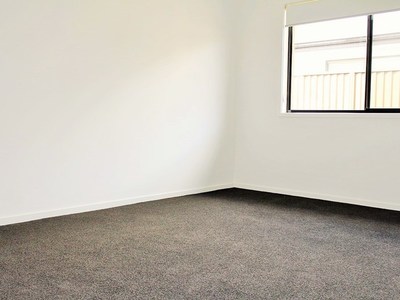 4 Hermitage Way, Catherine Field