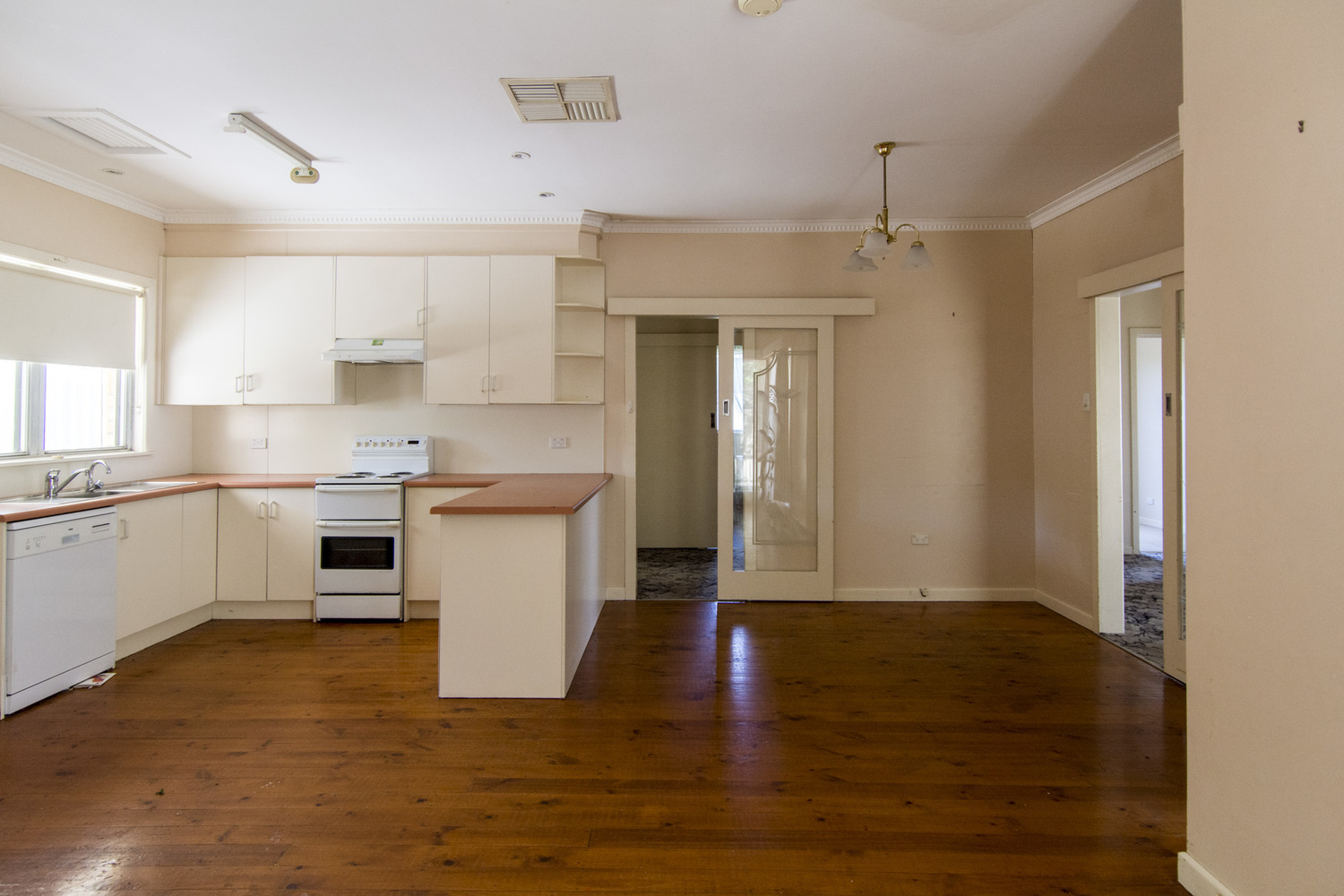 36 Bennett Road, Horsham