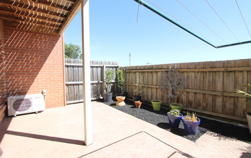 9 Lochard Place, Warrnambool