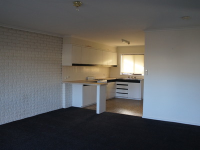 4 / 17 Stawell Road, Horsham