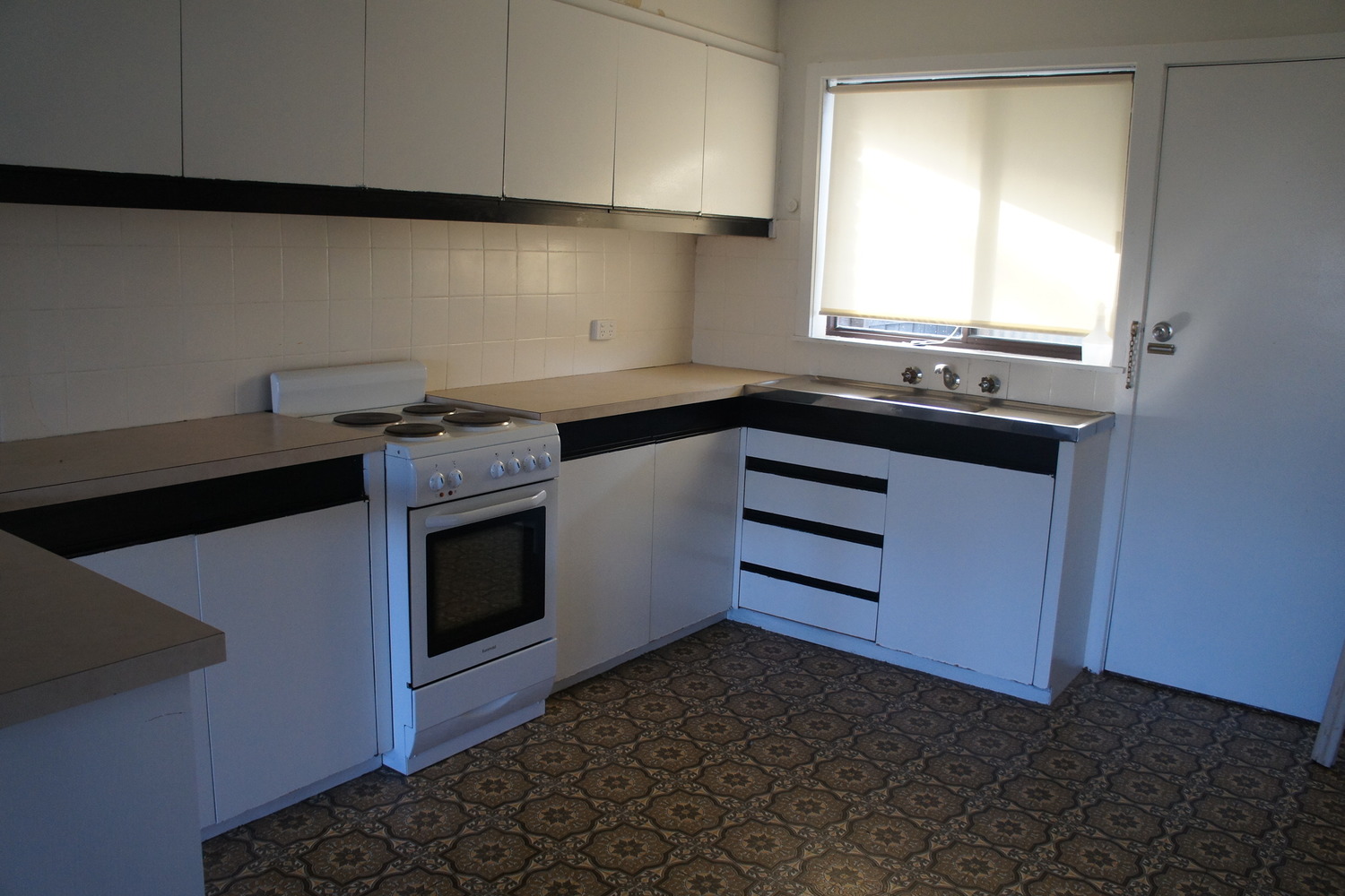 4 / 17 Stawell Road, Horsham