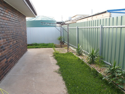 4 / 17 Stawell Road, Horsham