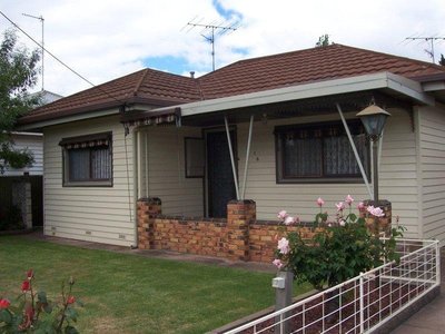 16 Gertrude Street, Horsham