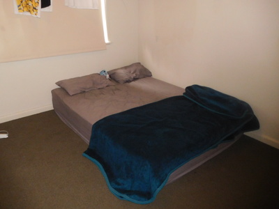 2 / 9 Burgess Street, Horsham