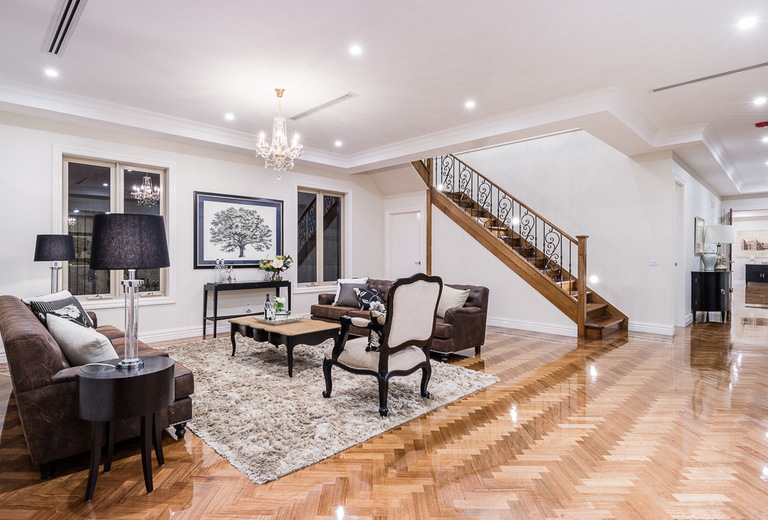 5 Kincumber Drive, Glen Waverley