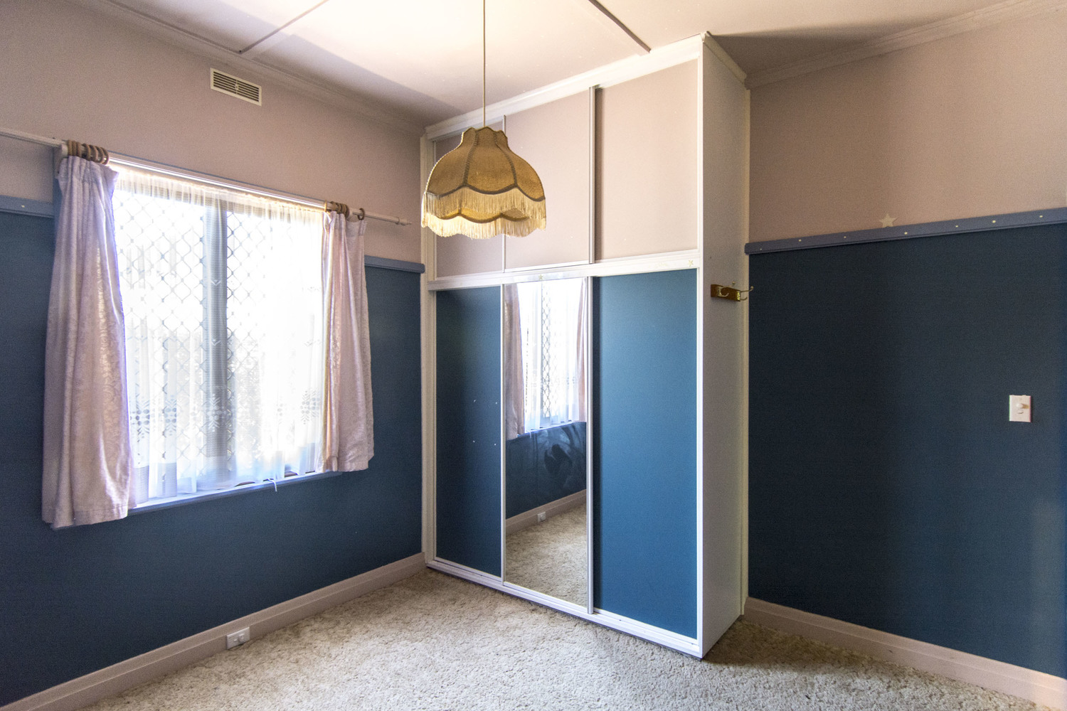 6 Cecil Street, Horsham