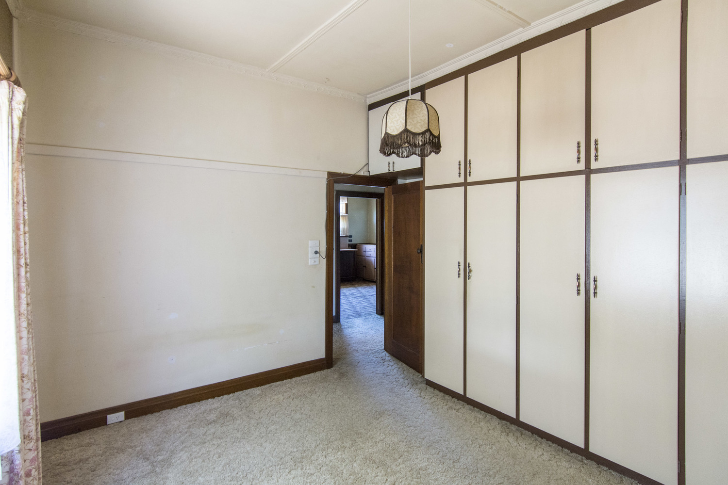 6 Cecil Street, Horsham