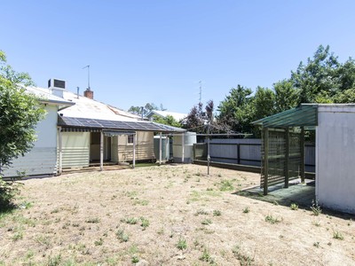 6 Cecil Street, Horsham