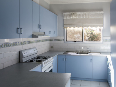 6 Hopkins Drive, Horsham