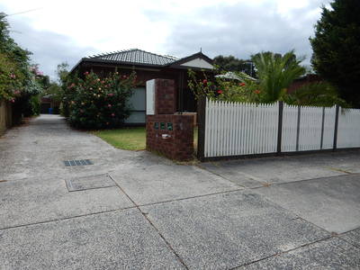 1 / 58 Greenvalley Crescent, Hampton Park