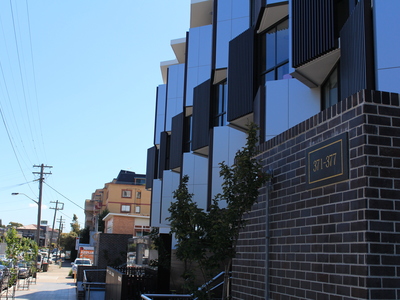 21 / 371 Liverpool, Ashfield