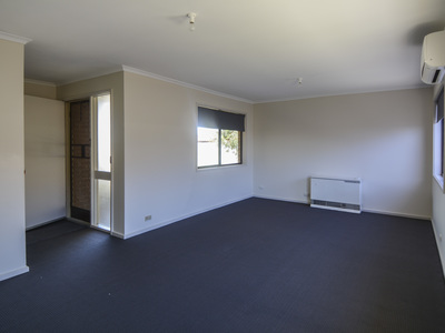 7 Glenister Place, Horsham