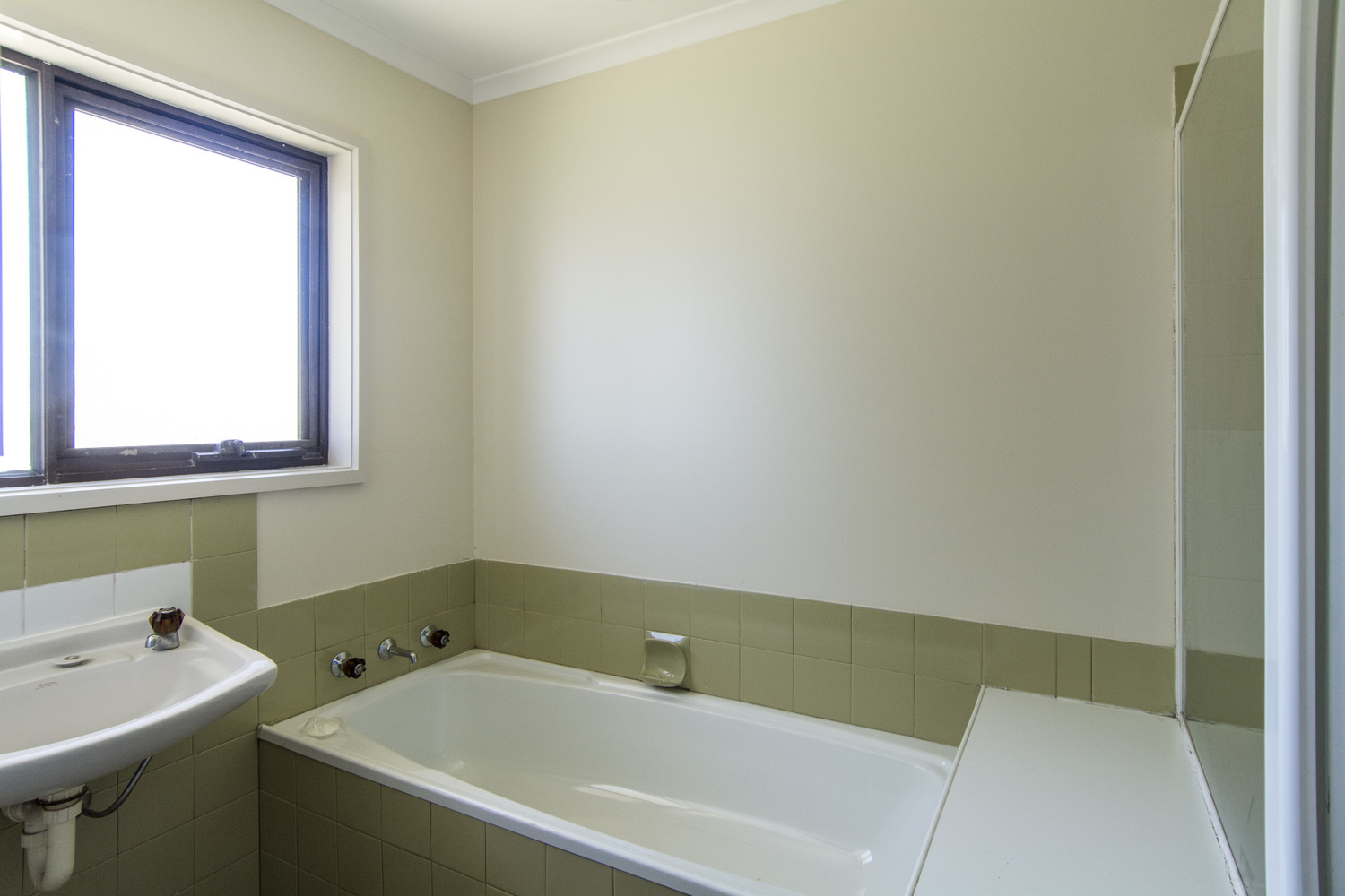 7 Glenister Place, Horsham