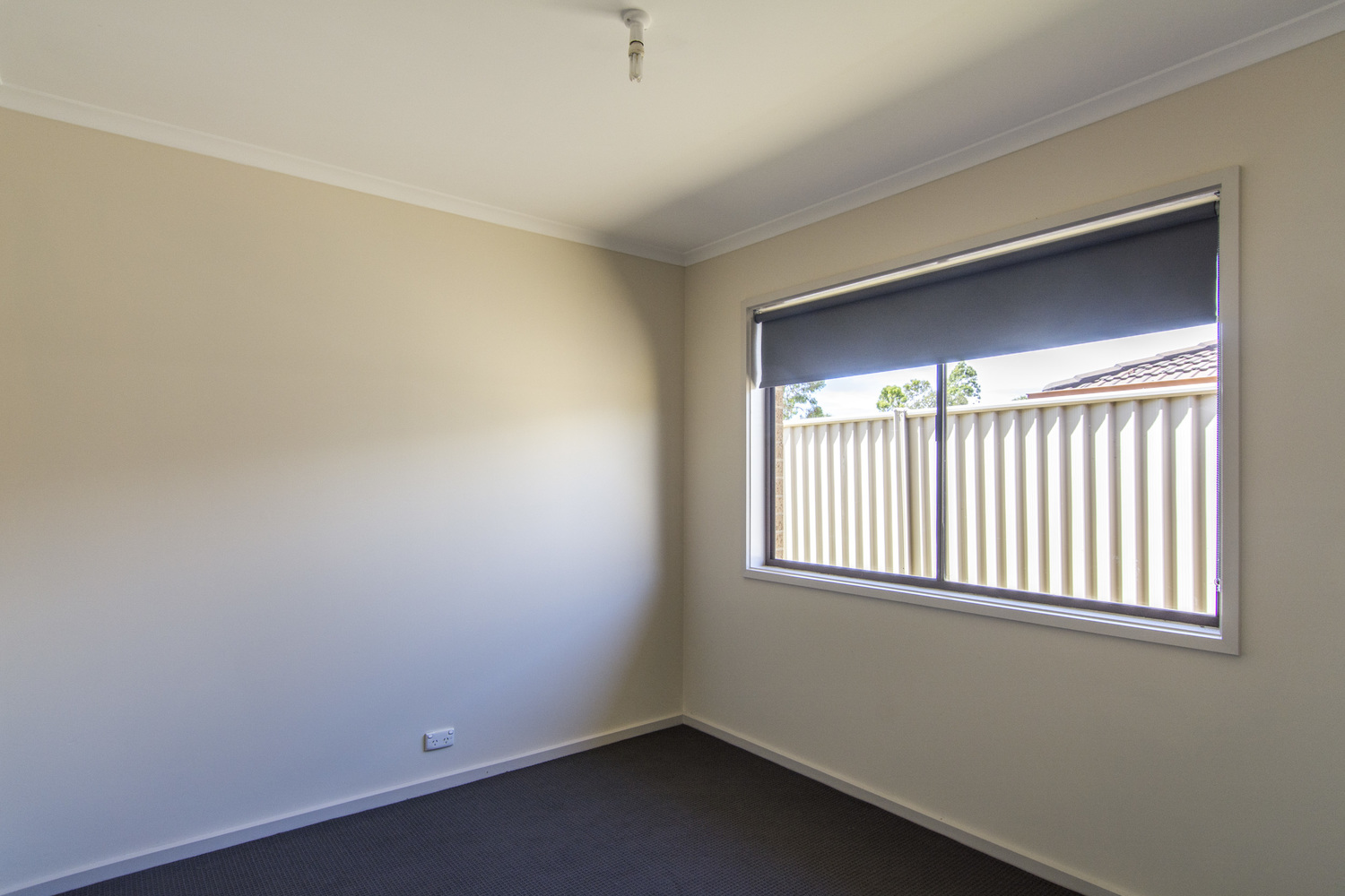 7 Glenister Place, Horsham