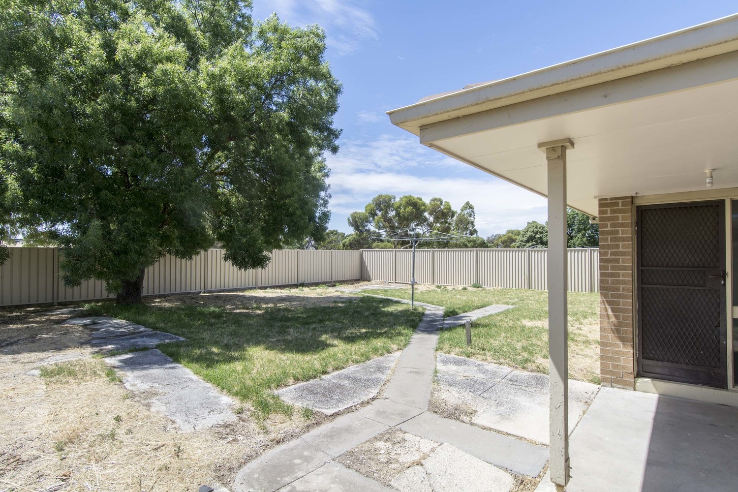 7 Glenister Place, Horsham