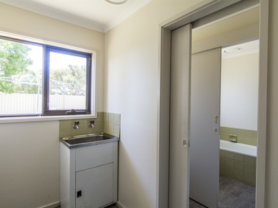 7 Glenister Place, Horsham