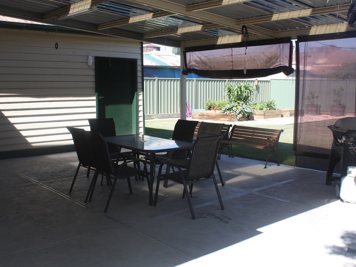 14 Moore Street, Benalla