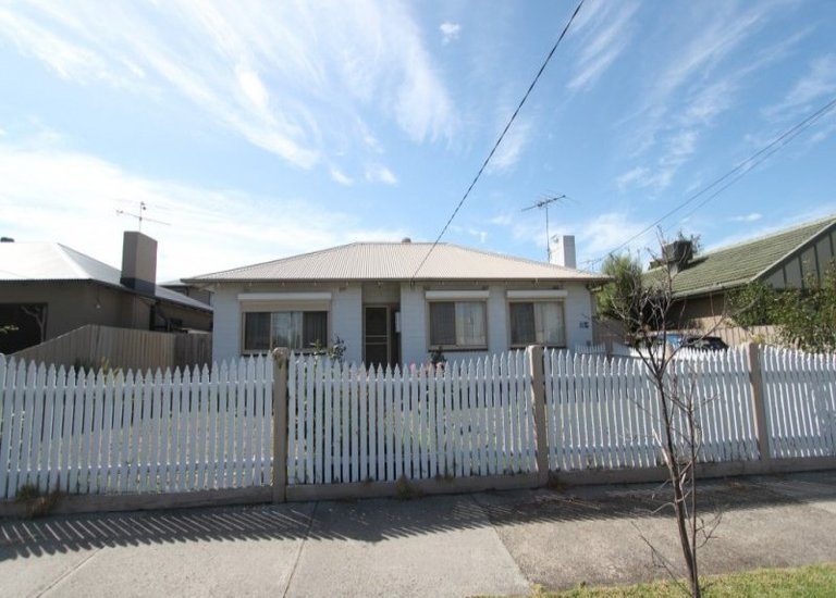 4 Kalimna Avenue, Mulgrave