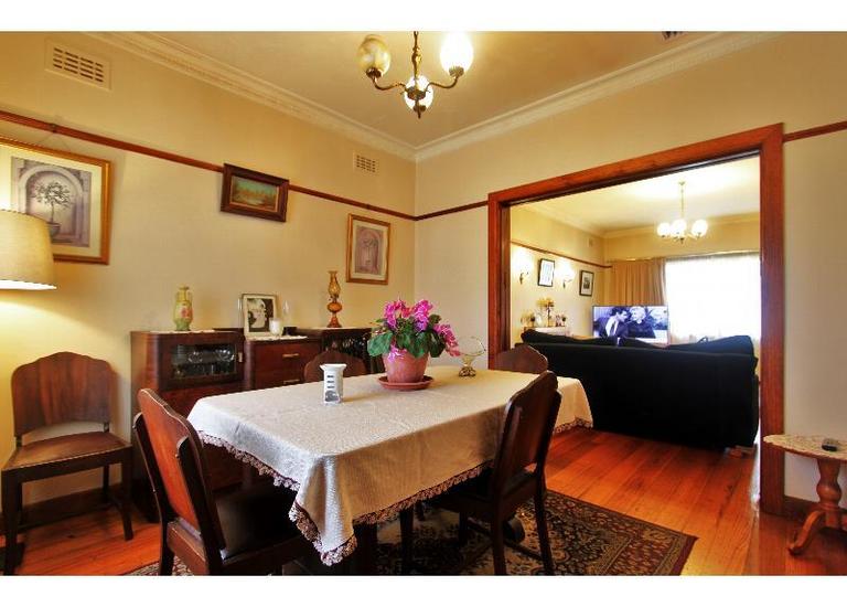 4 Hughes Street, Bentleigh East