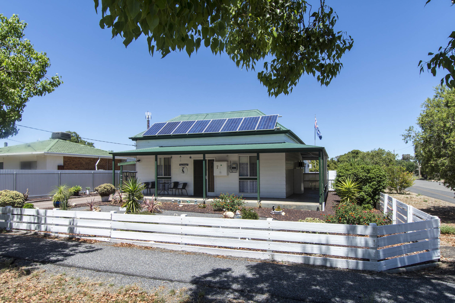7 Comyn Street , Murtoa