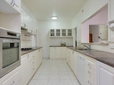 5 Hayes Road, Hampton Park