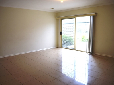 26 Hal Porter Terrace, Lynbrook