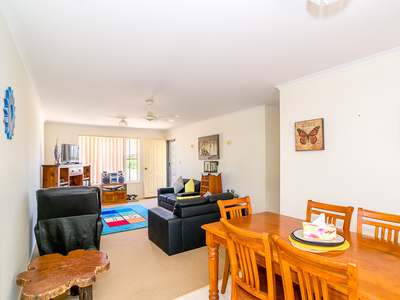 13 CATO CRT, Torquay