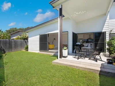 2 / 6 Hart Court, Ocean Shores