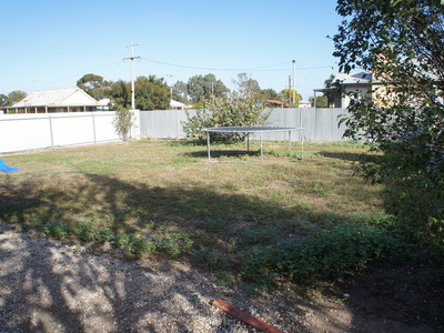 1 Mardon Drive, Horsham