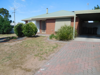 1 Mardon Drive, Horsham