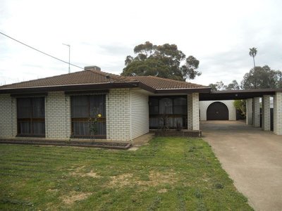 1 Farrar Avenue, Horsham