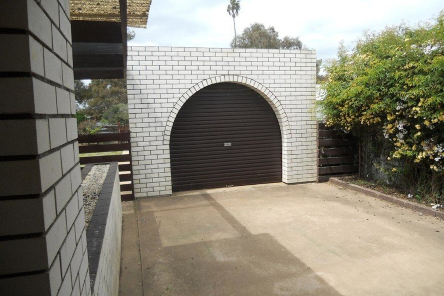 1 Farrar Avenue, Horsham
