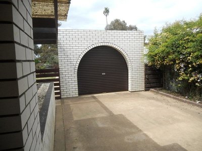 1 Farrar Avenue, Horsham