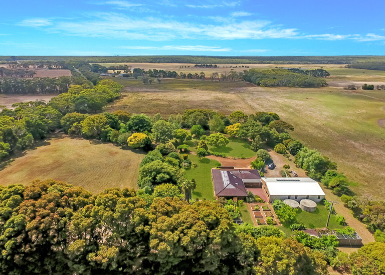 1343 Gorae Road, Portland