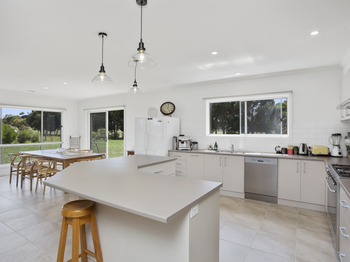 Houses for sale model lane port fairy Houses for sale model lane port fairy