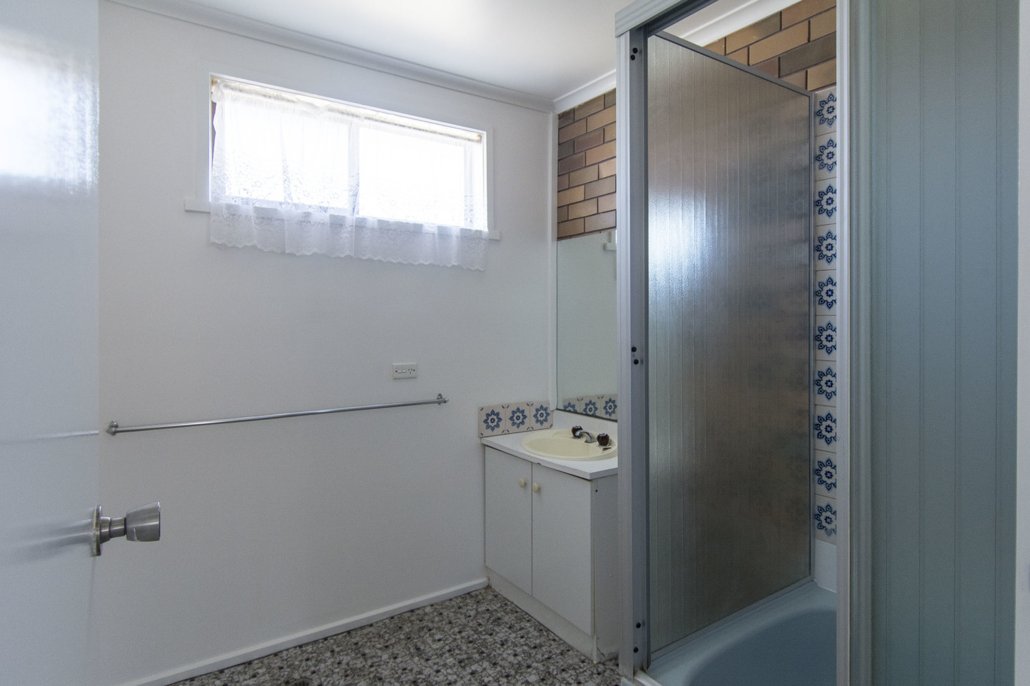 2 / 15 Schwarz Avenue, Horsham
