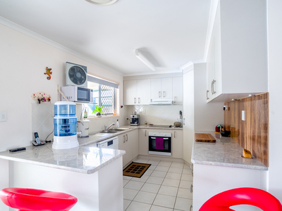 9 TREVALLI COURT, Toogoom